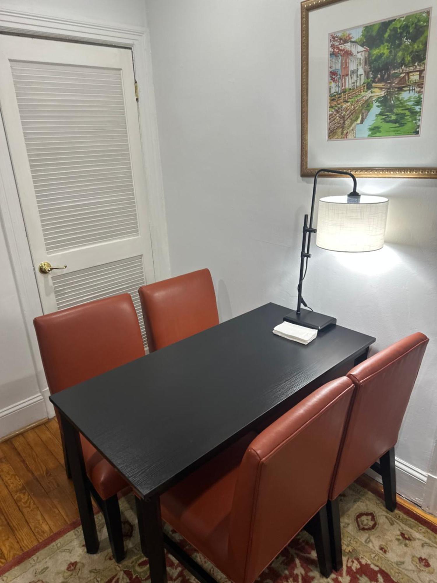 Gorgeous Refurbished 1Bdrm And 1Den Home 华盛顿哥伦比亚 外观 照片